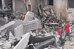 ?巴勒斯坦国际级助理裁判哈塔卜一家人，在以色列的空袭中丧生
